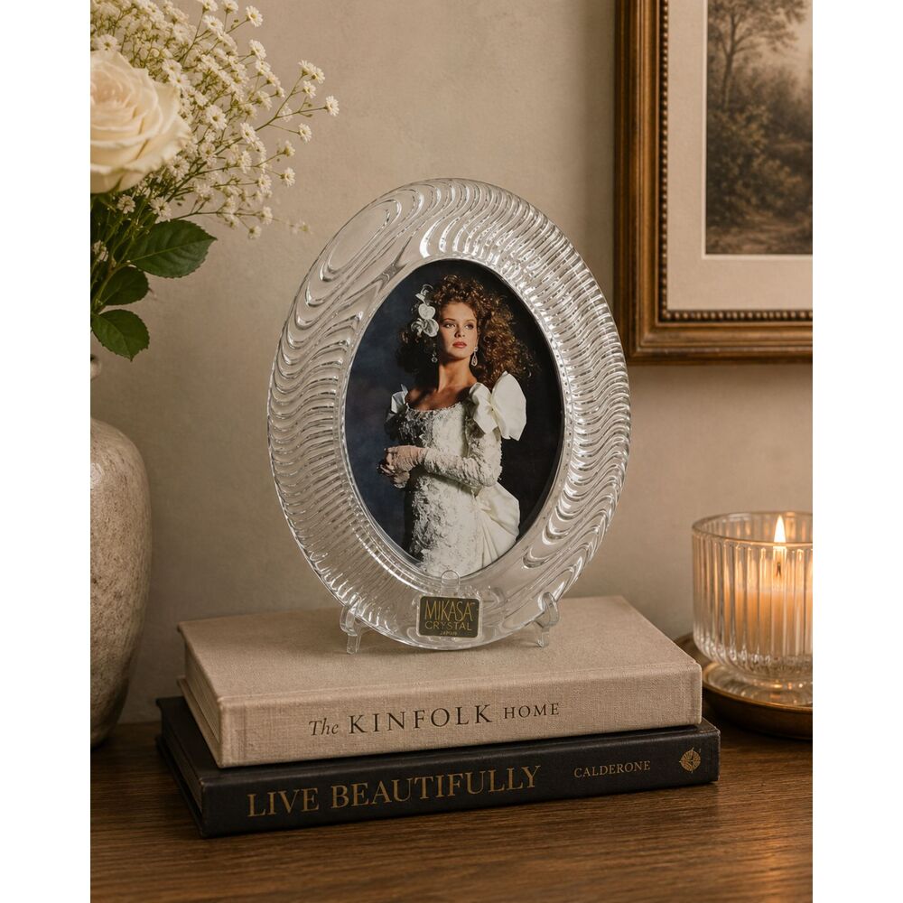 Mikasa Crystal Oval Picture Frame